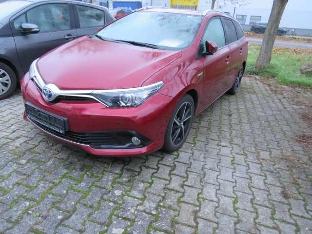 Toyota Auris Hybrid Edition-S+